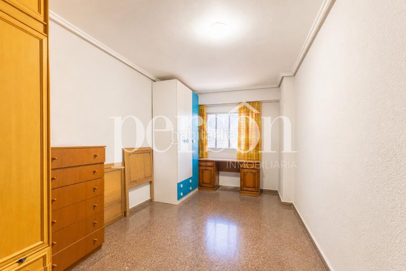 Foto f4529ab5-55a9-4c04-bde0-9bf41c5eb839. Pis a Torrefiel Valencia