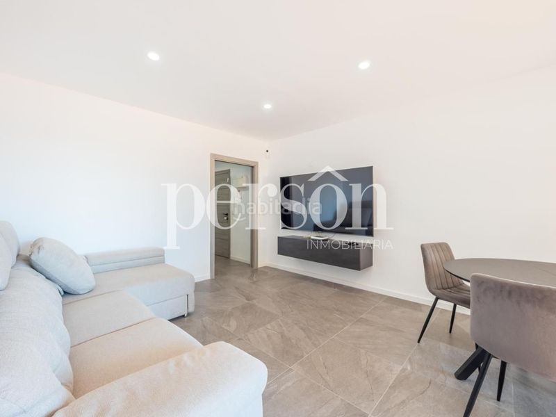 Foto bc6564be-0406-47b5-8f8b-7c71d206003f. Apartament amb aparcament piscina a El Perelló Sueca