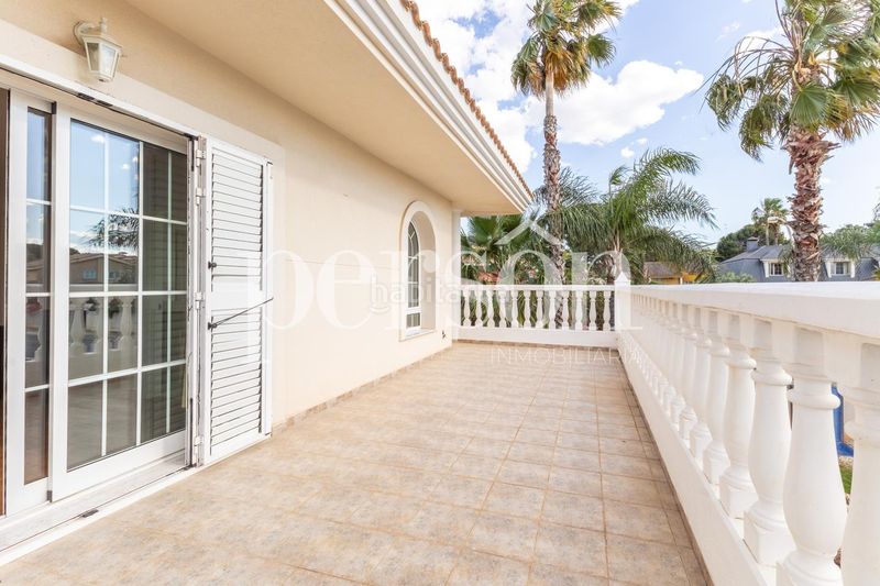 Foto 1e1d629d-d771-4579-8cbc-9300b8b32bab. Casa amb calefacció piscina a Montealegre Eliana (l´)