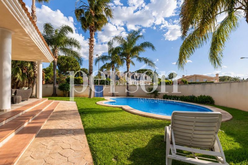 Foto 95434bcd-16af-431c-99f3-521c1a4e430a. Casa amb calefacció piscina a Montealegre Eliana (l´)