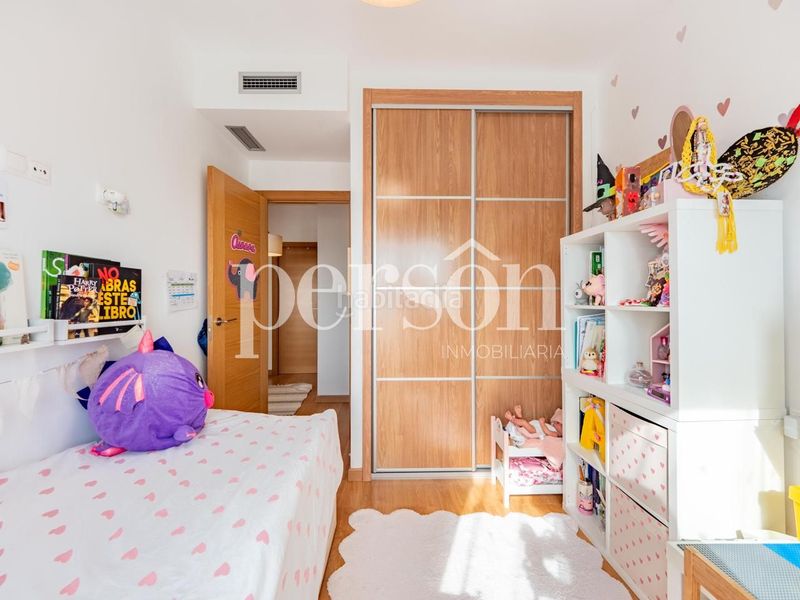 Foto b8dd6571-1876-4f96-9f57-6dba03b7c8d2. Casa adossada amb calefacció a Massamagrell