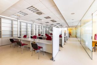 Lloguer Oficina a Massalfassar. Alquiler oficinas llave en mano de 760 m en museros espacio corp