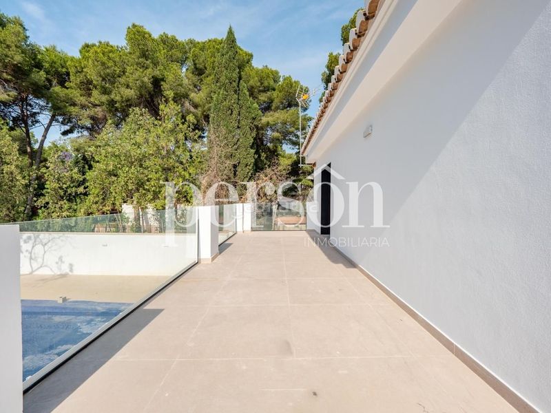 Foto 056d48a6-f28a-47b3-83bb-77577a19a932. Casa amb aparcament piscina a Godella