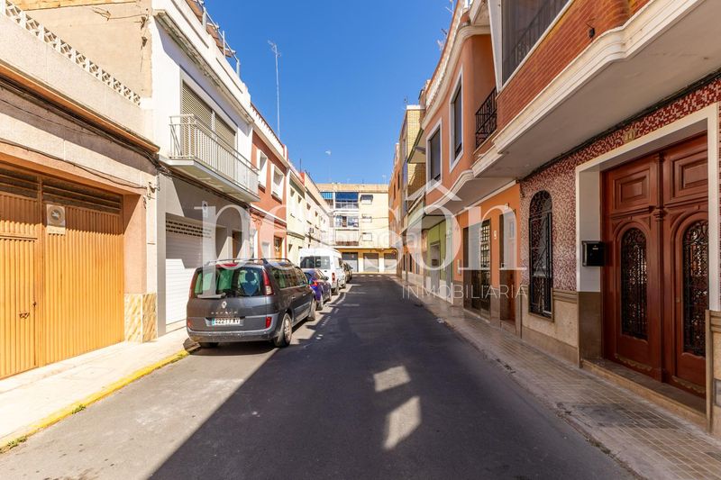 Foto 240be4eb-597e-4861-a1cb-516b2fb8c1e1. Pis a Sueca Sueca