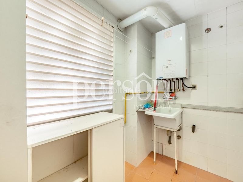 Foto f28283d9-8949-4160-9764-f90ddab6f27e. Casa amb calefacció aparcament piscina a Rocafort