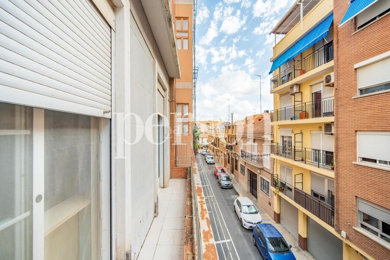 Foto eff87e3e-b968-4b2c-b34a-914e4bcb6499. Pis a El Castellar i l'Oliverar Valencia