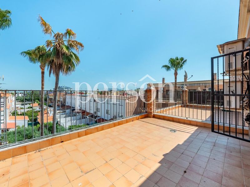 Foto e8da87d4-fe71-4bf9-a538-85945f176ca8. Tríplex amb calefacció aparcament piscina a Favara