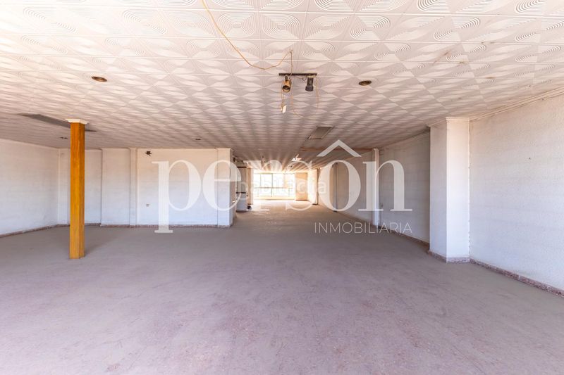 Foto c9bd9d26-d584-4dd8-8655-22ec77827e66. Local comercial a Algemesí