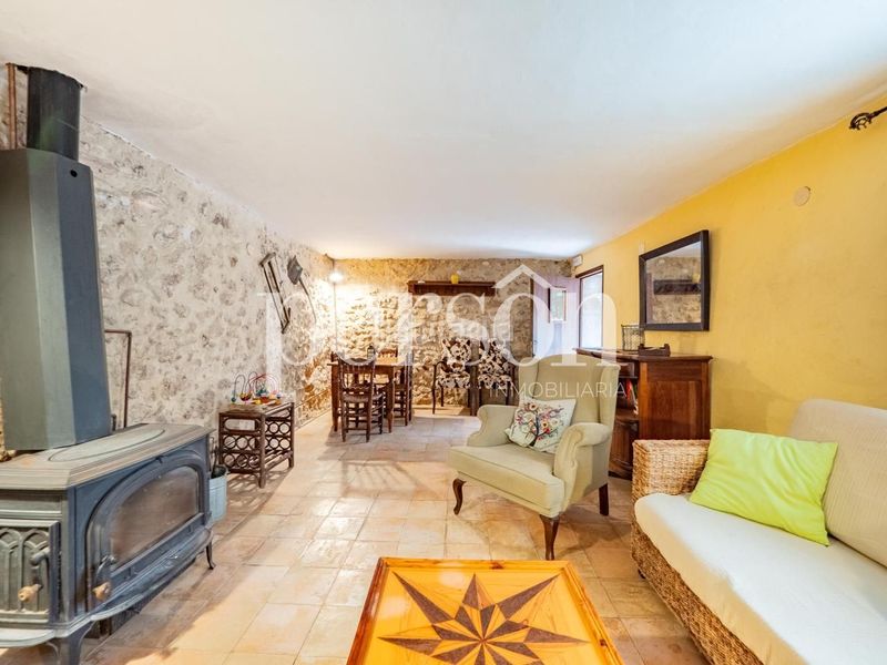 Foto 3ac1f5cf-a600-47d1-a639-ed3b961dafd2. Casa amb aparcament piscina a Chella