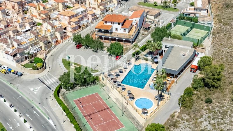 Foto 58303f06-f1cc-4f8c-a76f-e8137994b62e. Casa amb piscina a Racó Cullera