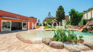 Casa a La Cañada. Exclusivo chalet independiente con gran parcela en montecañada