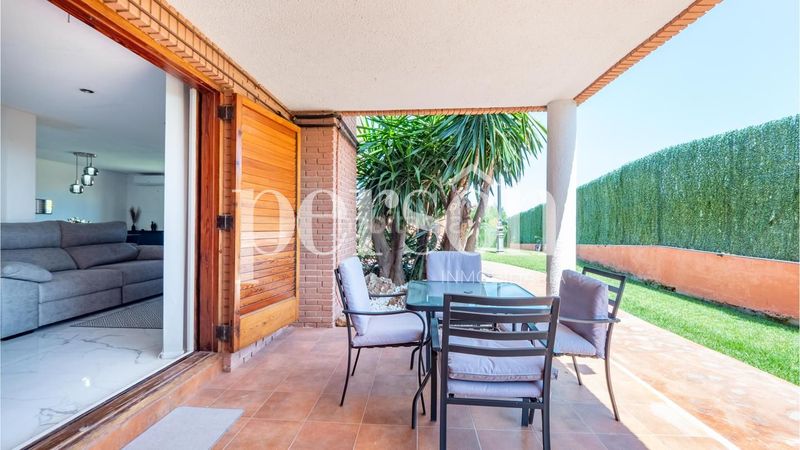 Foto 9e3b116c-b6fe-403c-9e28-752e11da4248. Casa amb calefacció aparcament piscina a La Cañada Paterna