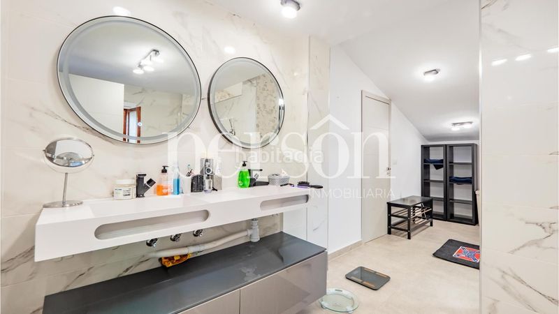Foto f08f1b89-38b2-4482-b6e7-bb6d6de53f45. Casa amb calefacció aparcament piscina a La Cañada Paterna