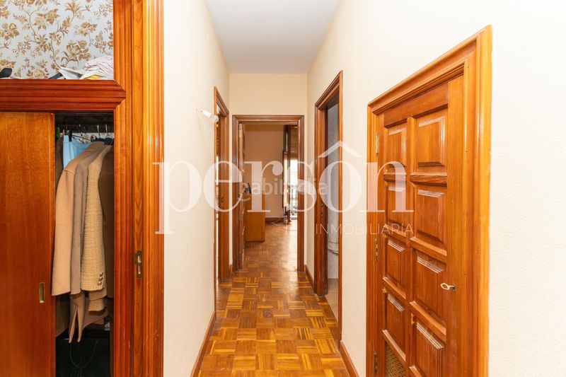 Foto edff7e7b-1f5f-4bf2-969b-b0c1ddd9f859. Casa a Enguera