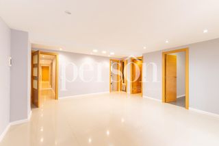 Etagenwohnung in Sedaví. Amplio piso en sedaví