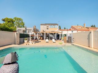 Casa  N�mero 2 n�cleo 25. Chalet independiente de 3 habitaciones en torrent