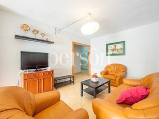 Affitto Appartamento  Del músic ginés. Amplia y luminosa vivienda en alquiler en ciutat jardí, junto a