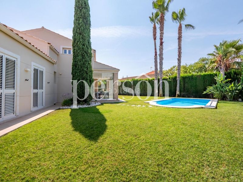 Foto 16ad53fa-c23c-46e5-a352-30b3e3f58dc6. Casa amb calefacció aparcament piscina a Torre en Conill-Cumbres de San Antonio Bétera