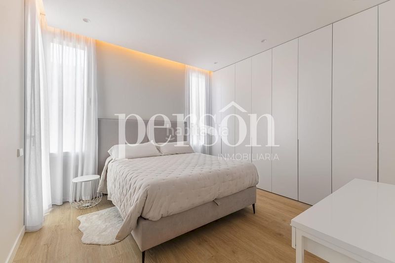 Foto 9b9d6cb0-7850-40b0-bb06-217d66db881a. Pis a Russafa Valencia