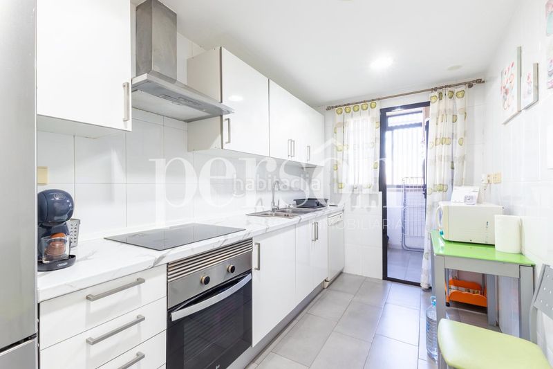 Foto a96ad23e-5ca5-4745-8ccf-7e3d1eb6012e. Pis amb aparcament piscina a Moncada