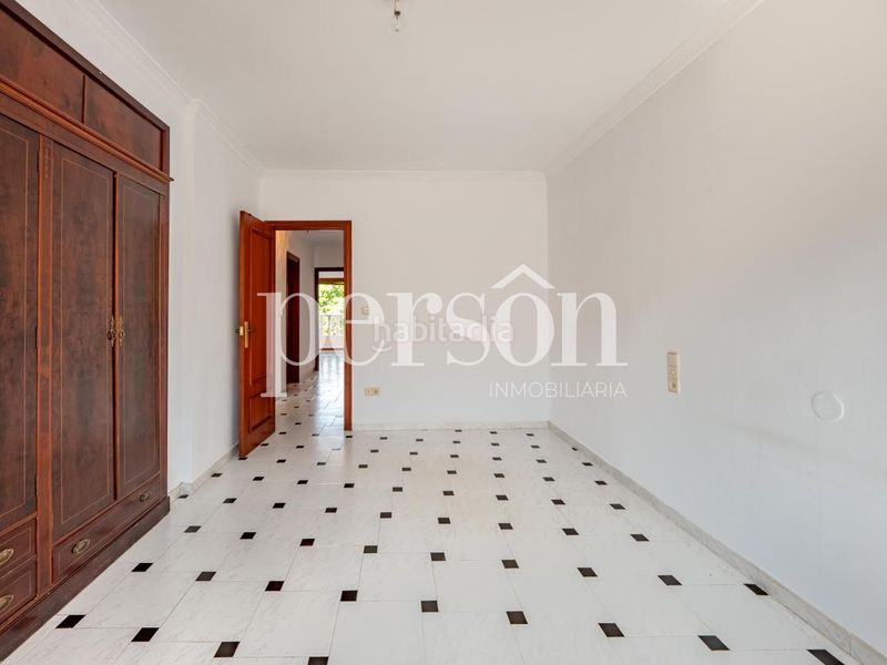 Foto 5bc6daca-0ddf-47af-bda2-ecead0a81ae6. Casa amb aparcament a Catarroja