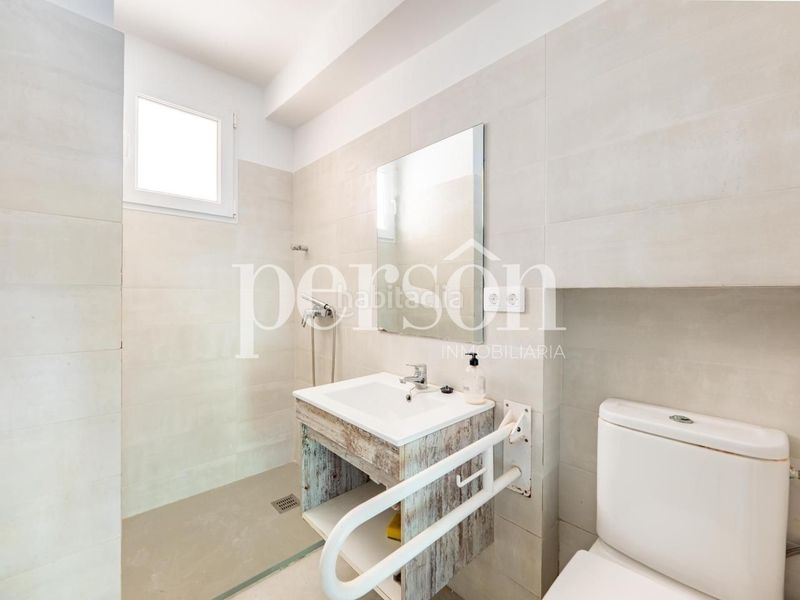 Foto d6e65987-5974-42c5-a8d7-8bc964a2a524. Casa amb aparcament a Catarroja