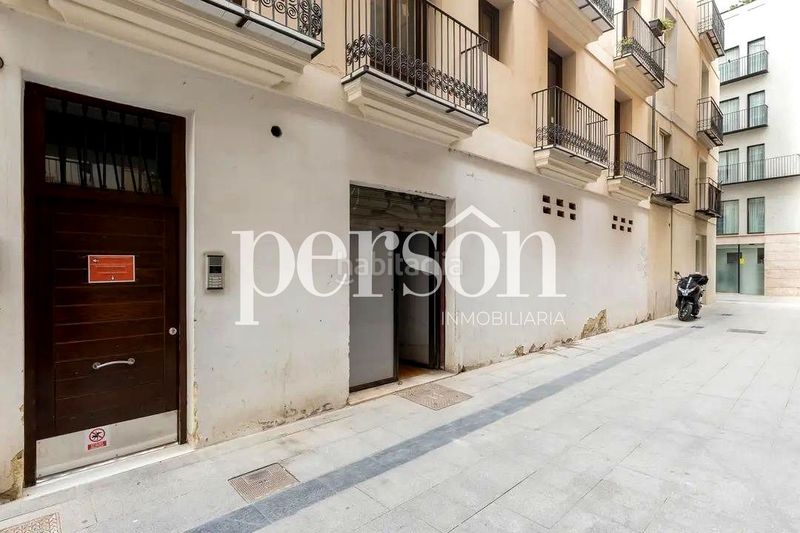 Foto 1dd0f852-0b50-46e0-b6a1-df31a82c08ef. Planta baixa a El Mercat Valencia