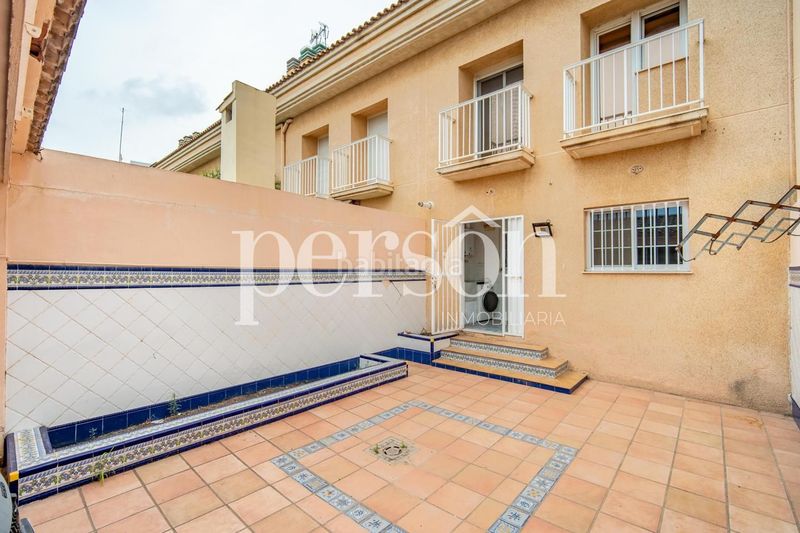 Foto 29831e23-6220-4497-93d8-bd37922df632. Casa amb aparcament a Pinedo Valencia