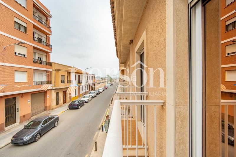 Foto 70d342e4-0d3d-44f8-b604-23bdd5dcdb4a. Casa amb aparcament a Pinedo Valencia