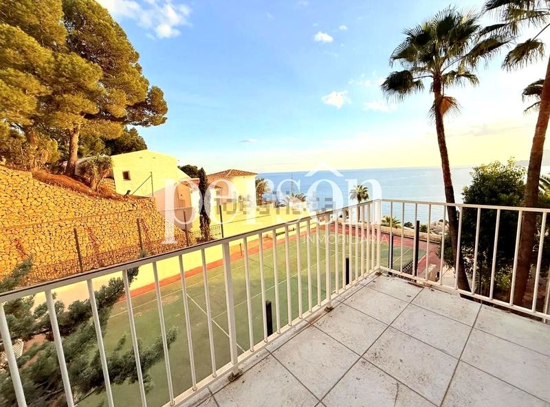 Foto 5b5c9c4f-3642-45f2-8ab8-af565f707b21. Casa amb piscina a Altea hills Altea