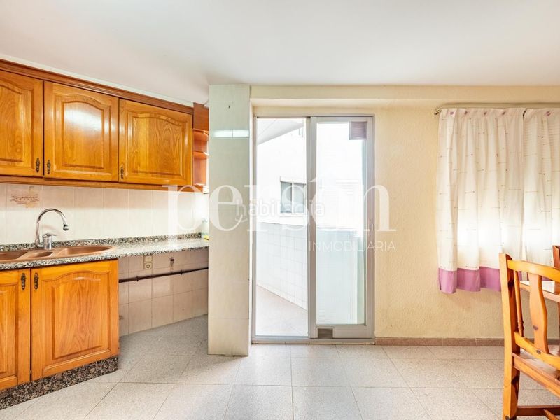 Foto 2eb8ae78-d8f3-4df3-8d03-0b560bc24b5e. Pis a Natzaret Valencia