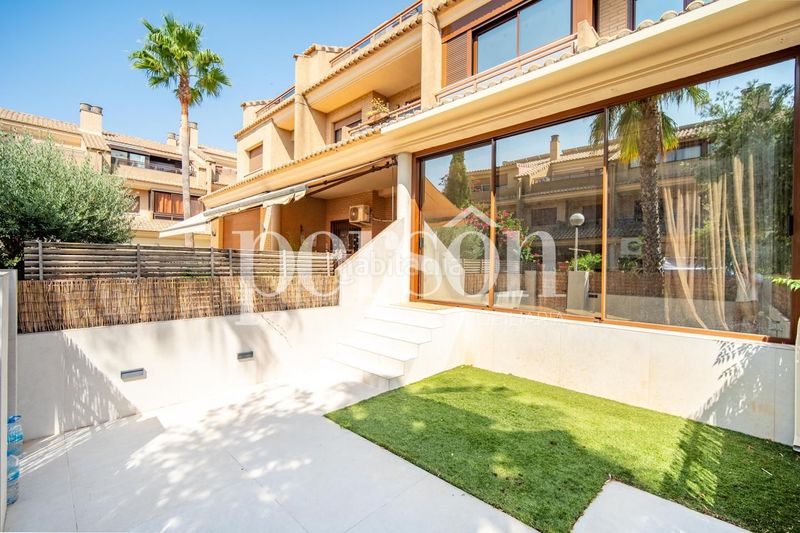 Foto cda46aca-7f15-443c-a89d-382a3184e31f. Casa a Beniferri Valencia