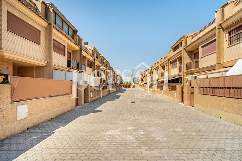 Foto dc0fe027-dd76-41ee-b552-08a51c35ab31. Casa a Beniferri Valencia