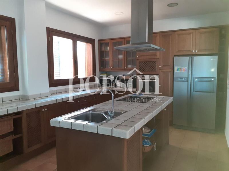 Foto b5612034-e92e-4b3c-9a3f-d141458f3fb5. Casa amb piscina a Monserrat