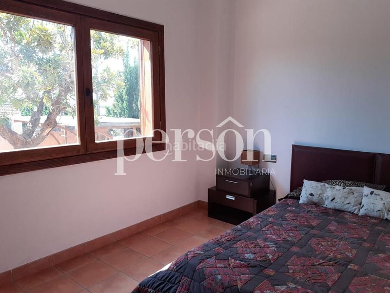Foto c67389e3-13fe-48a4-b3d6-4abb0d378716. Casa amb piscina a Monserrat