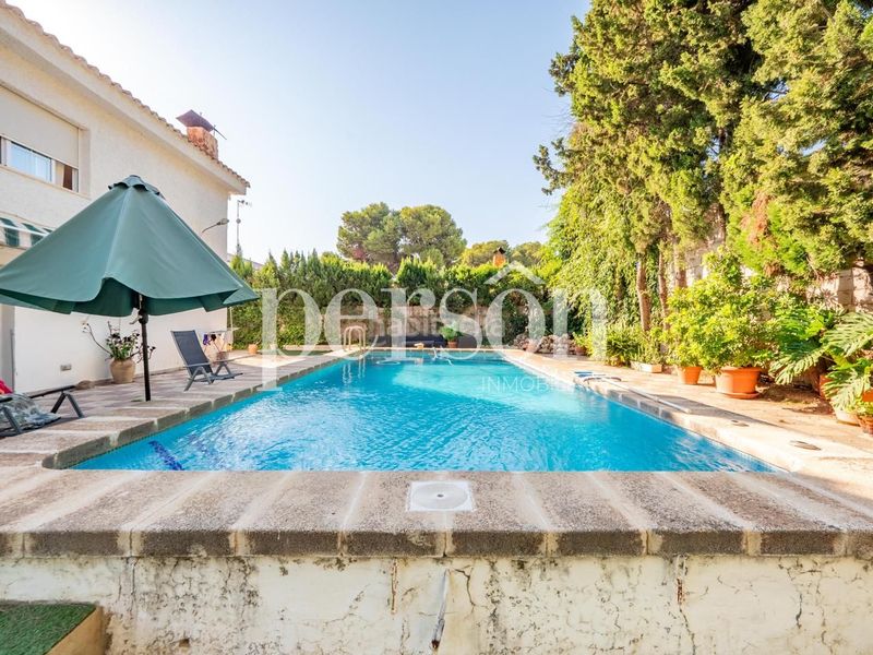 Foto b90736e0-f0ab-4e99-8c88-5b09f49bf346. Casa amb piscina a La Conarda-Montesano Bétera