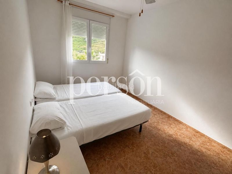 Foto 73c2bd8b-bee5-4055-b085-fb88b7f3eee9. Casa adossada amb aparcament a Bugarra