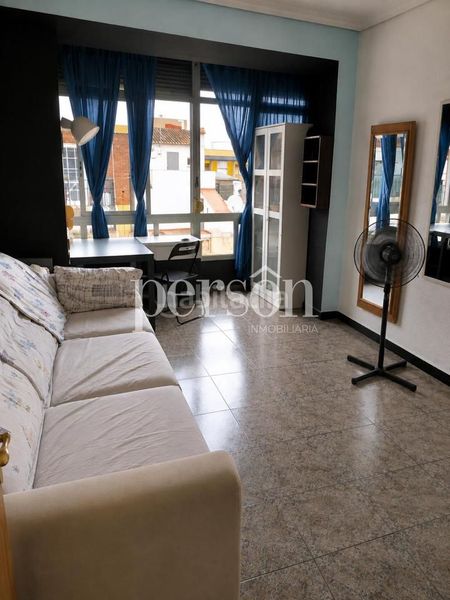 Foto 429eb336-4059-4e0b-b8ef-d4604478d012. Pis a Sueca Sueca