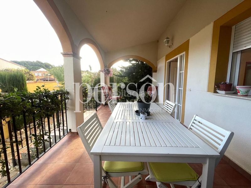 Foto 020fe0ab-085d-4123-aea7-7488fb19e3a9. Casa amb piscina a Godelleta