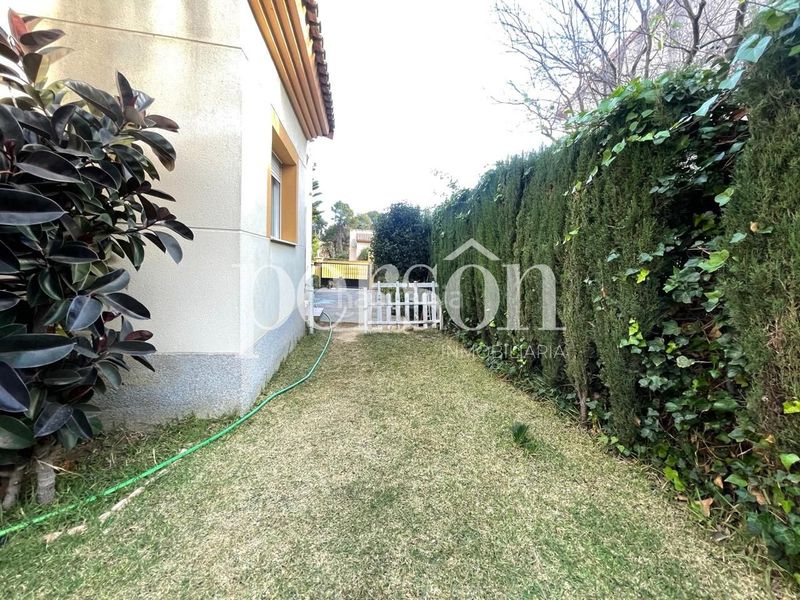 Foto 428ede64-0bdd-4de1-817c-ba16f367653b. Casa amb piscina a Godelleta