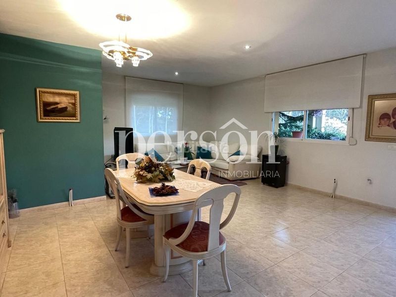 Foto b9ad8d57-ae1b-473b-884d-b9e3a5caf44c. Casa amb piscina a Godelleta