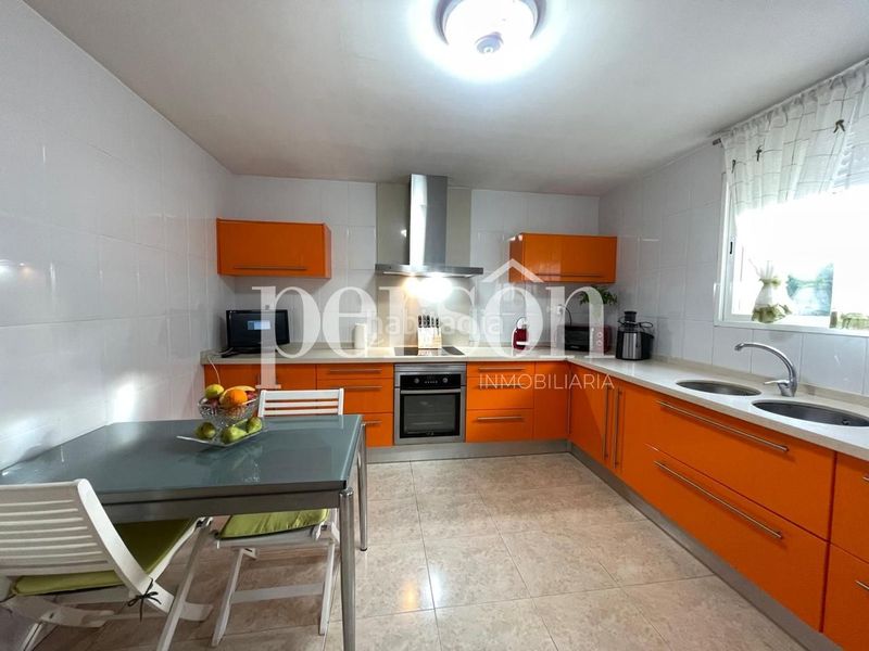 Foto d8ebcf09-e290-4644-80ee-3e148451075c. Casa amb piscina a Godelleta
