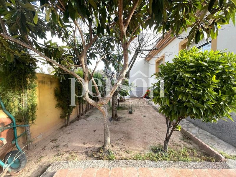 Foto ec080104-d9b1-4684-b247-e682320c133e. Casa amb piscina a Godelleta
