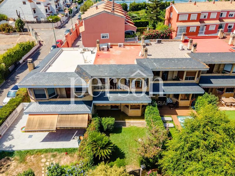 Foto c87c1ebc-3870-48a2-92a3-868c752950df. Lloguer casa adossada amb calefacció aparcament a Rocafort