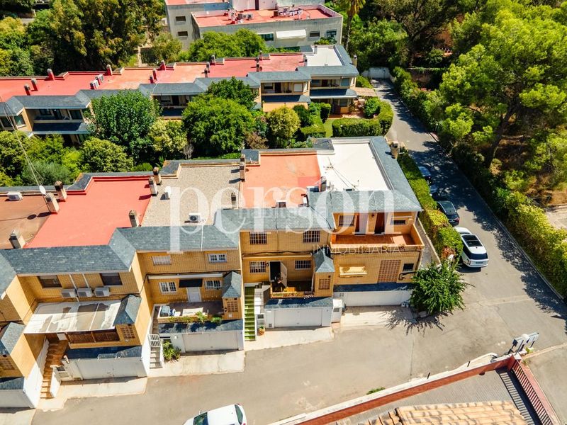 Foto ffd8fa7d-acc4-49d6-b75e-0c98b013670b. Lloguer casa adossada amb calefacció aparcament a Rocafort