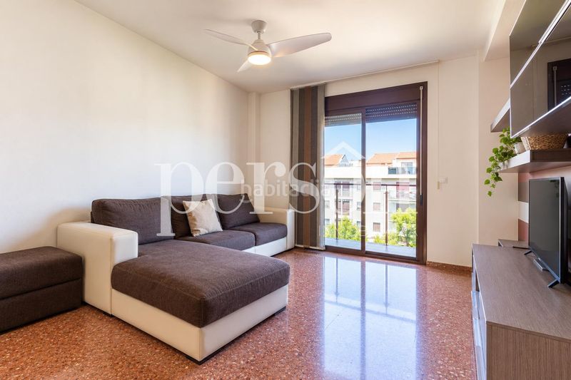 Foto 1a14b00d-b1a7-4a47-a07d-b02b25ab27c8. Location duplex avec parking dans Alameda Park Manises