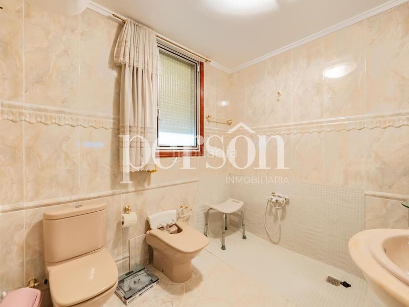 Foto 0d498374-f246-4a67-a427-777890089547. Piso amplia vivienda de 215 m en La Petxina una oportunidad única en Valencia