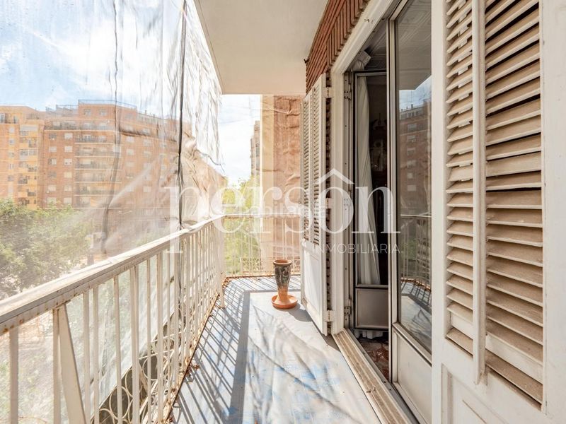 Foto 2be4c9b4-5ac9-44a8-8b12-31b5937c7c32. Piso amplia vivienda de 215 m en La Petxina una oportunidad única en Valencia