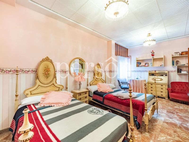 Foto 60ab118d-48eb-4e3a-8642-8978fa534af2. Piso amplia vivienda de 215 m en La Petxina una oportunidad única en Valencia
