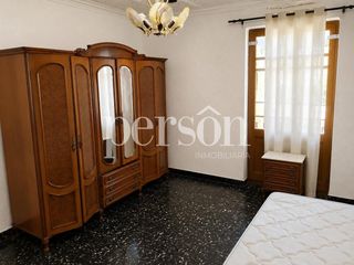 Etagenwohnung in calle de l'Escriptor Mariá Serrano